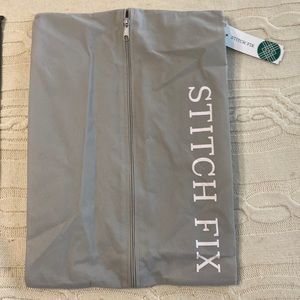NWT Stitch Fix Travel Shoe Bags Men or Women. Zipper Closure. Gray